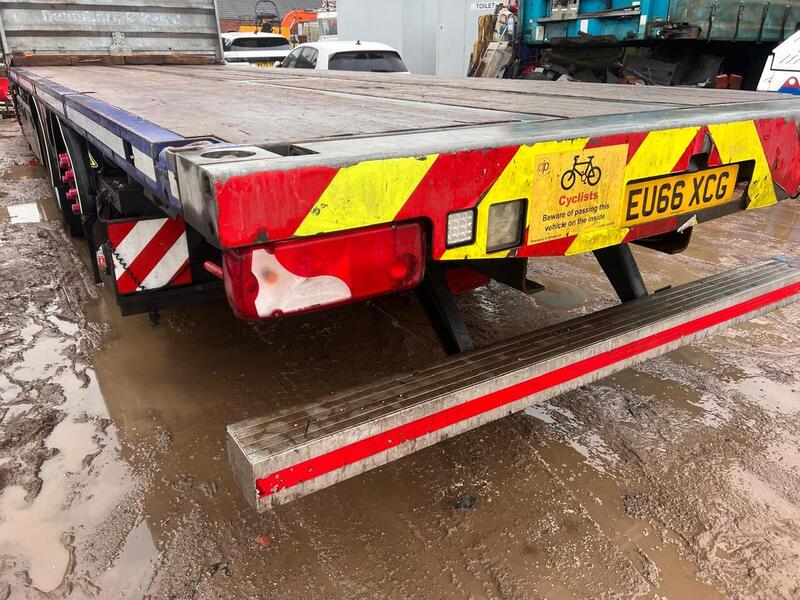 Scania Flat with 6 Extension Crane Flatbed 