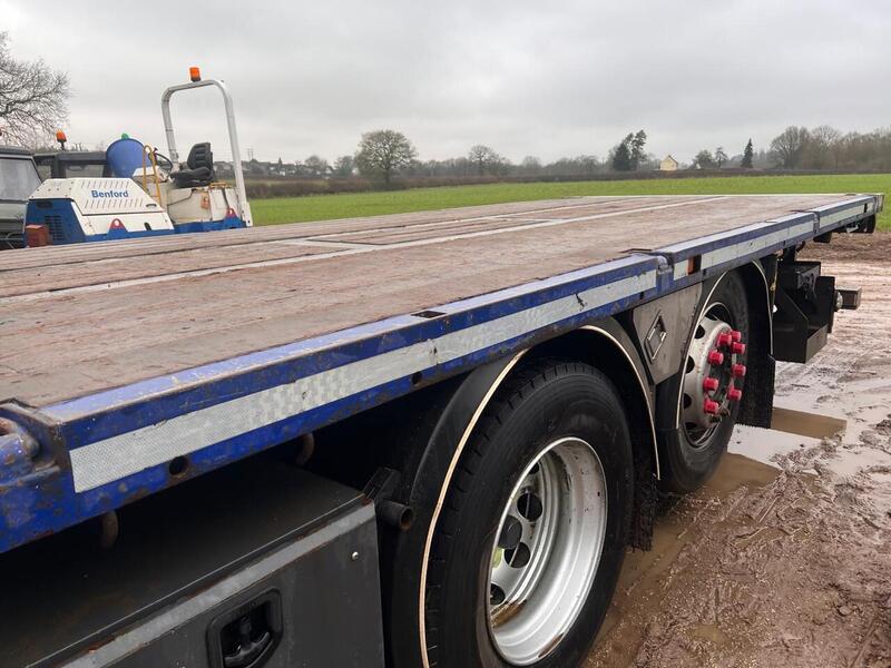 Scania Flat with 6 Extension Crane Flatbed 