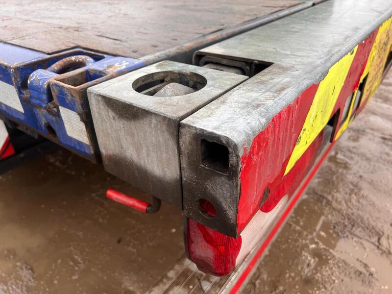 Scania Flat with 6 Extension Crane Flatbed 