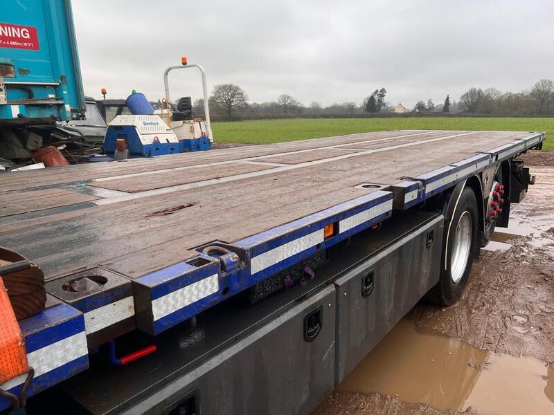 Scania Flat with 6 Extension Crane Flatbed 