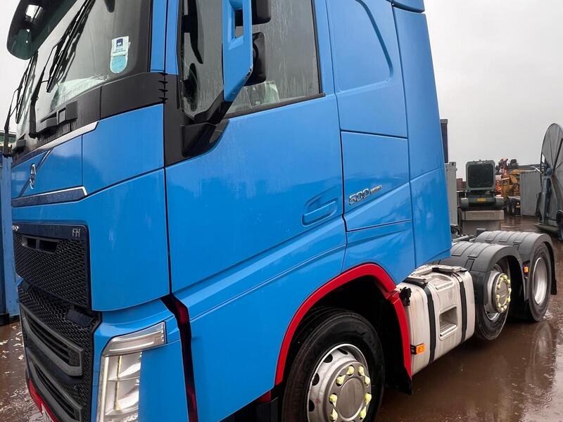 Volvo Globetrotter Mid Lift Tractor Unit