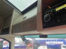 Volvo FH500 Globetrotter Mid Lift Tractor Unit 