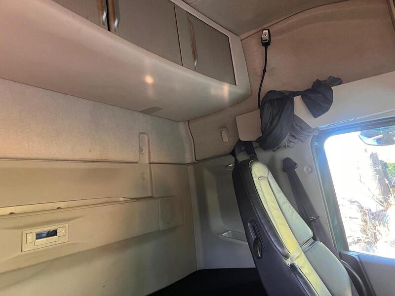 Volvo 540 Tractor Unit