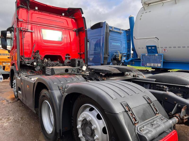 Scania 6x2 Rear Lift Tractor Unit