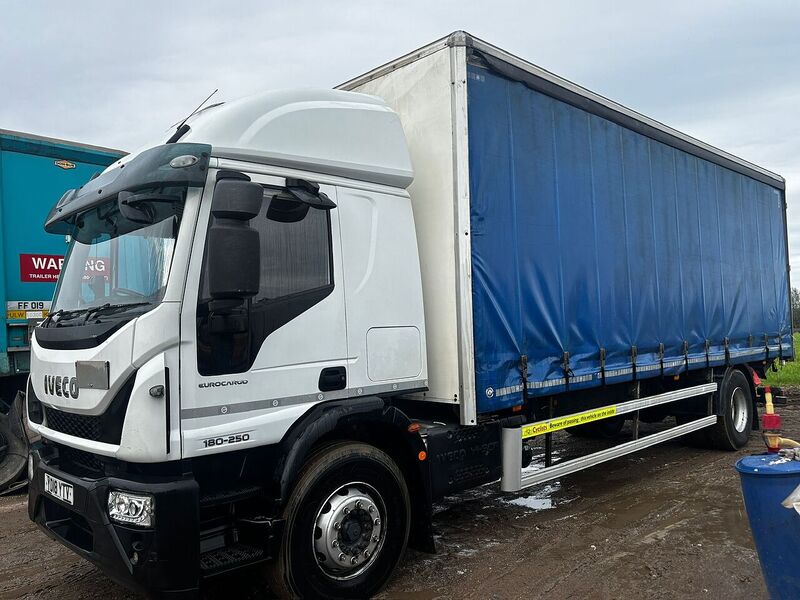 Iveco 180-250 Curtain Side