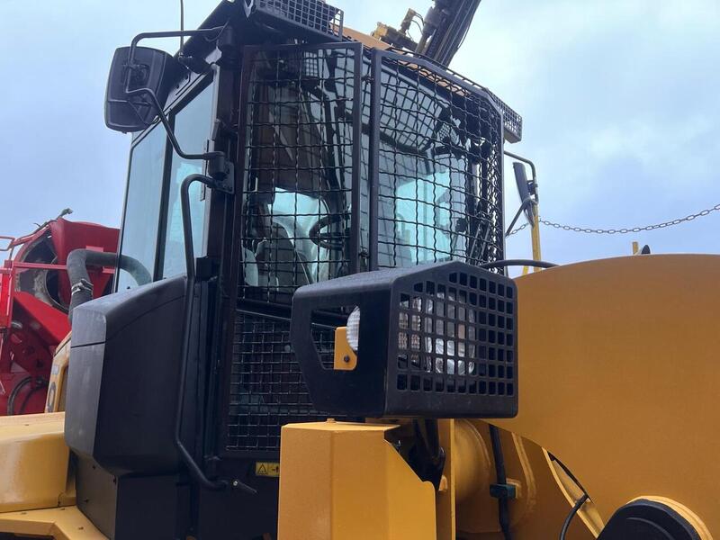 Caterpillar Loading Shovel