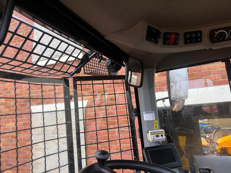 Caterpillar Loading Shovel