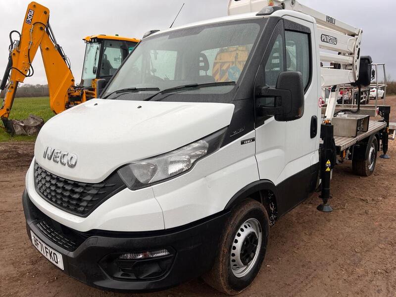 Iveco Fitted with 21m Man Lift