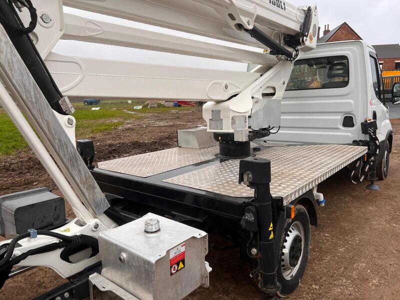 Iveco Fitted with 21m Man Lift