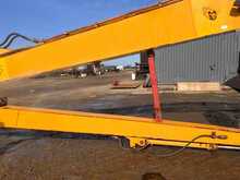 Hyundai 235LCR-9 Excavator 