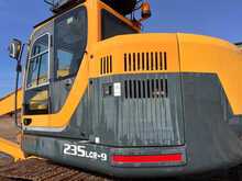 Hyundai 235LCR-9 Excavator 