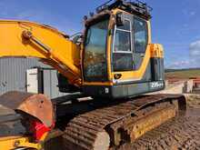 Hyundai 235LCR-9 Excavator 