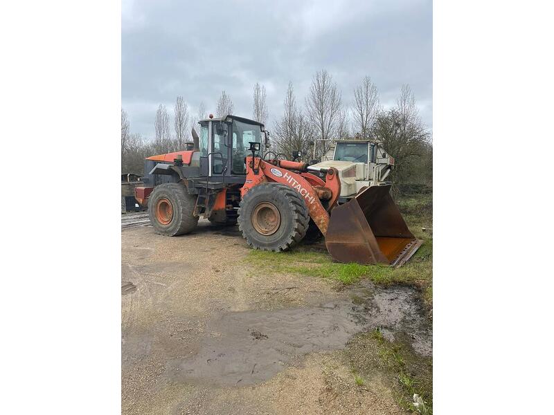 Hitachi Loading Shovel 