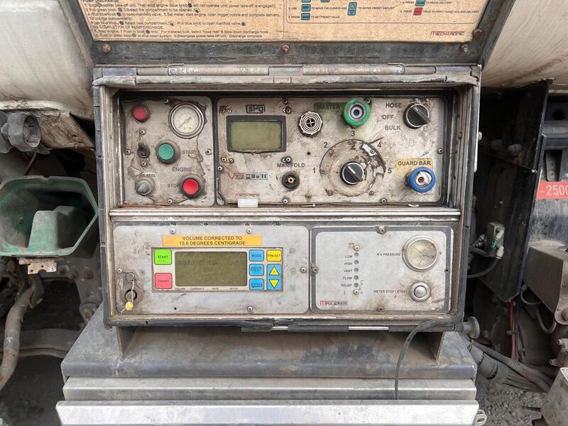 MAN 26.340 Fuel Tanker