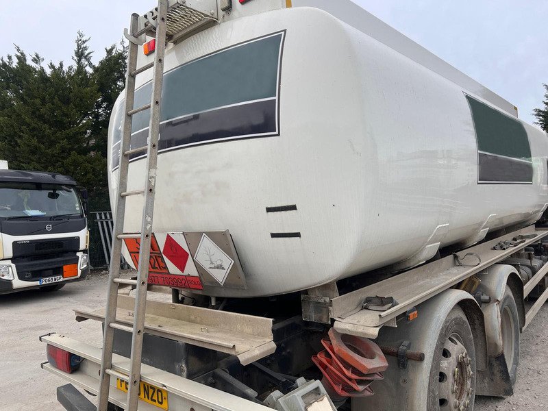 MAN 26.340 Fuel Tanker