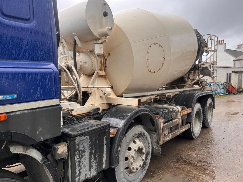 DAF 410 Tipper Mixer Demount