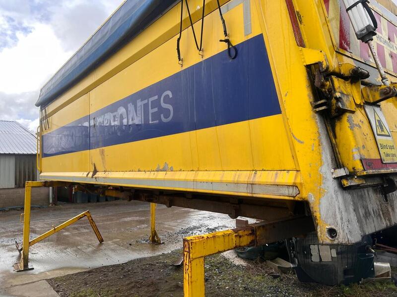DAF 410 Tipper Mixer Demount