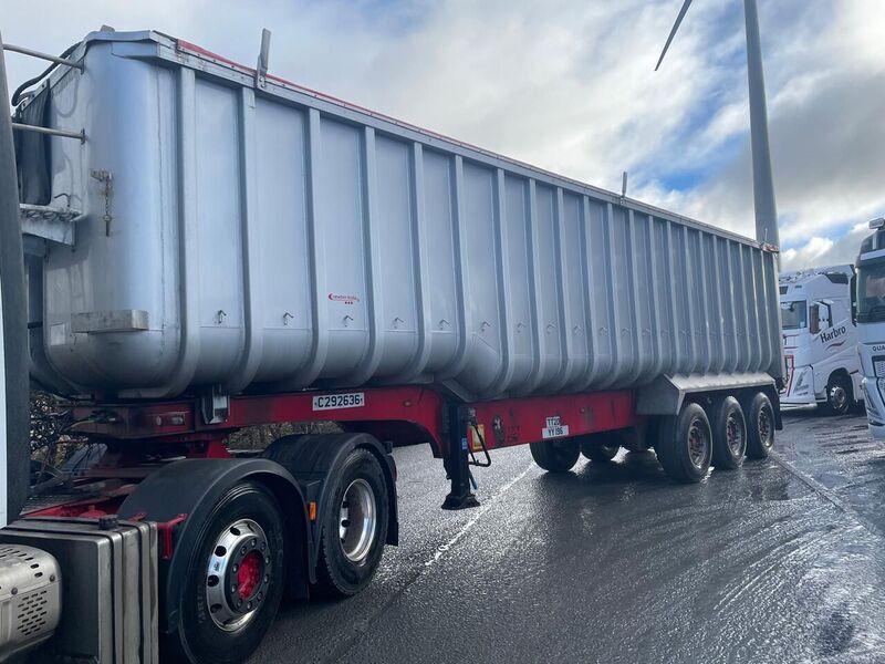 Fruehauf Tipping Trailer