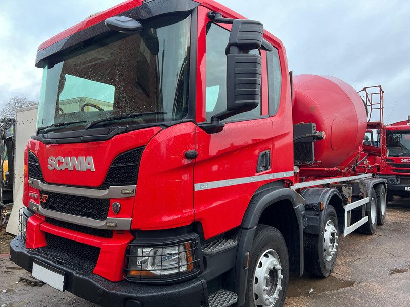 Scania XT Fitted with 8m3 Concrete Mixer