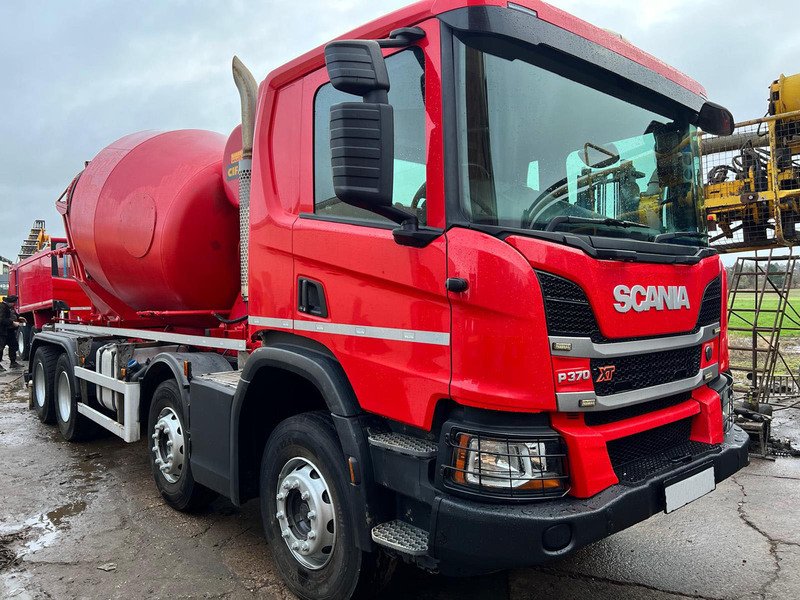 Scania XT Fitted with 8m3 Concrete Mixer