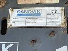 Sandvik UJ440i Tracked Jaw Crusher 