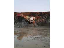 Sandvik UJ440i Tracked Jaw Crusher 