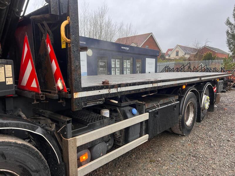 Volvo 460 Fitted with Fassi F660 Crane