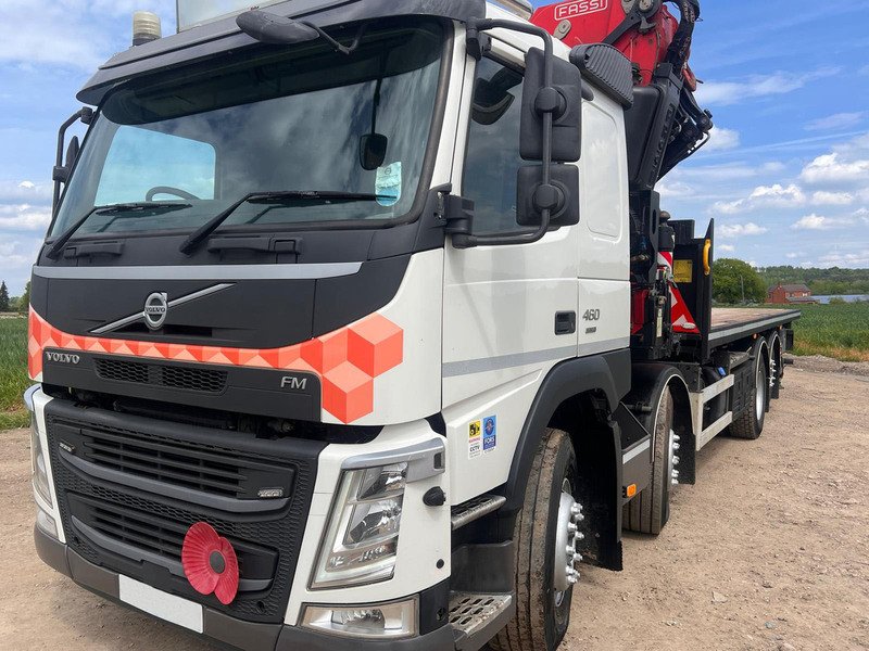 Volvo 460 Fitted with Fassi F660 Crane