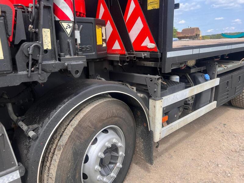 Volvo 460 Fitted with Fassi F660 Crane