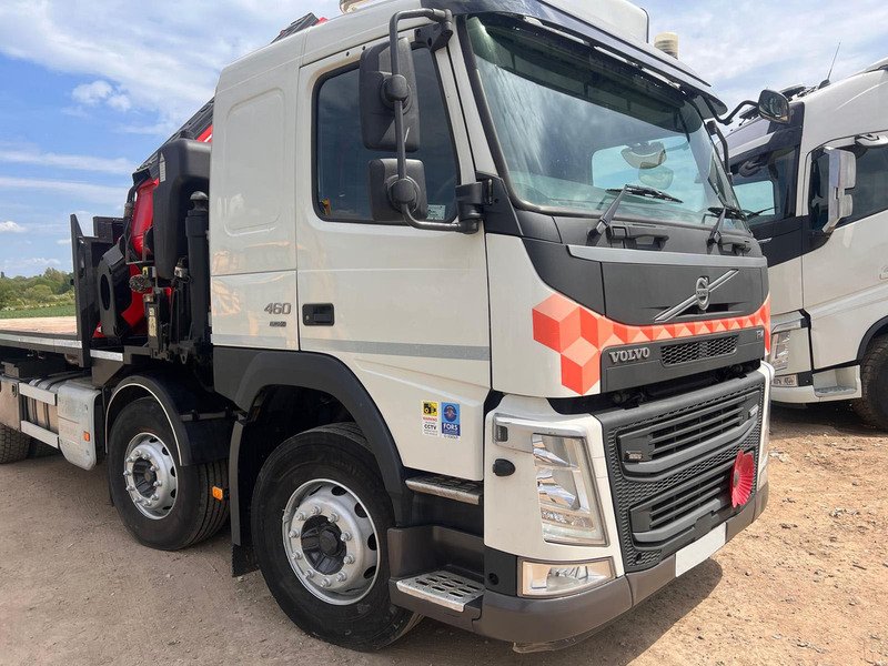 Volvo 460 Fitted with Fassi F660 Crane