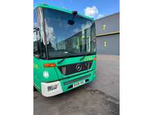 Mercedes-Benz 1824 Refuge Truck 