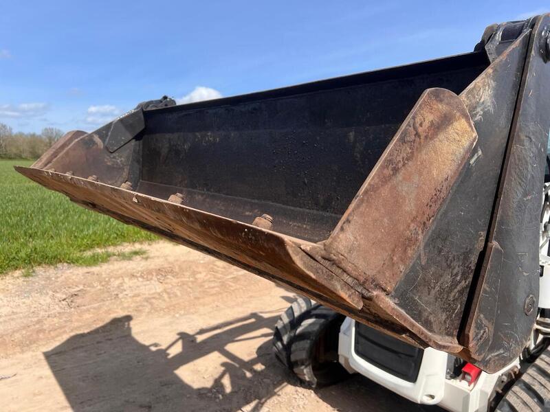 Hidromek Backhoe Loader
