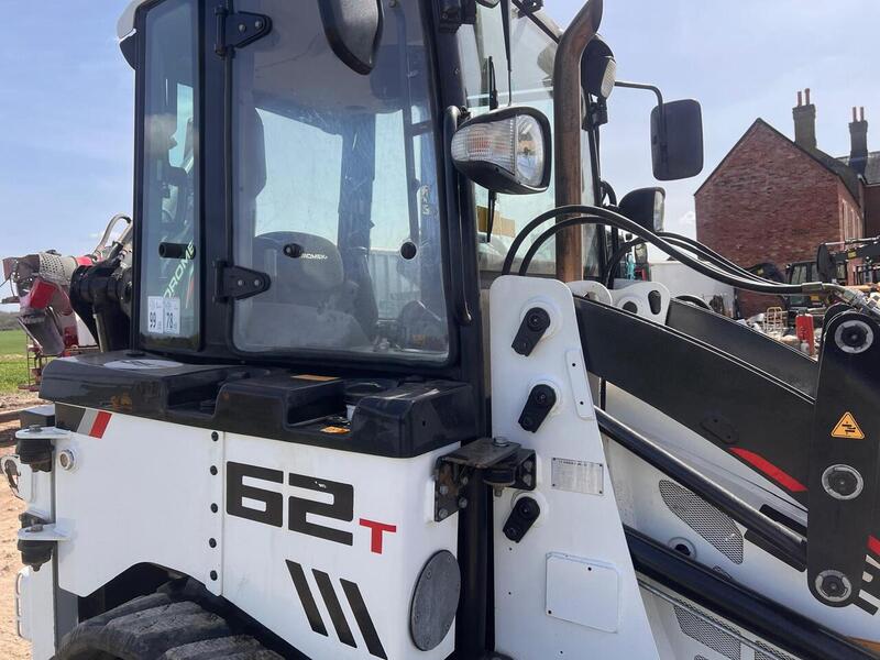 Hidromek Backhoe Loader
