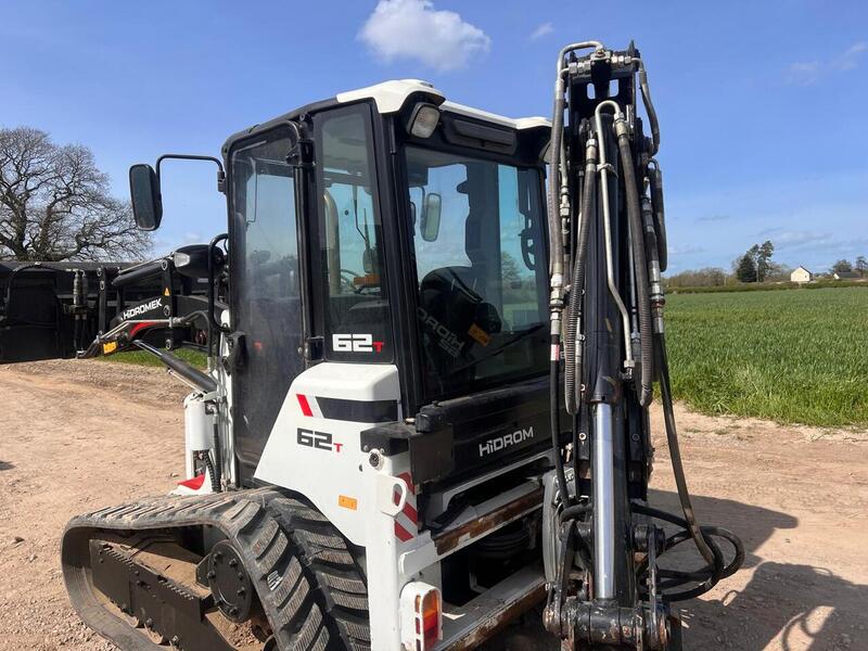 Hidromek Backhoe Loader