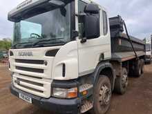 Scania P370 8x4 Tipper 