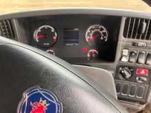 Scania P370 8x4 Tipper 