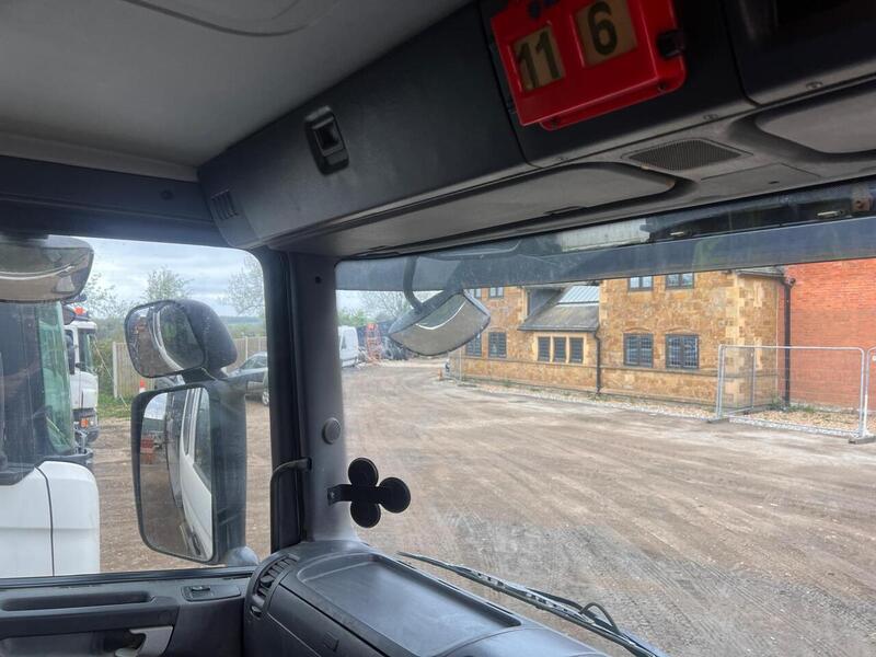 Scania 8x4 Tipper