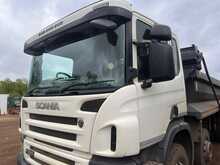 Scania P370 8x4 Tipper 
