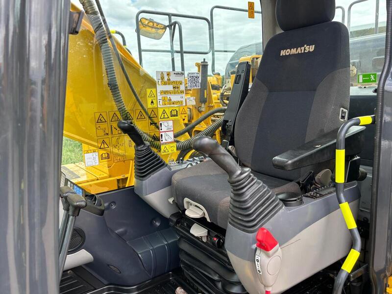 Komatsu Tracked Excavator