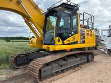 Komatsu PC210 Tracked Excavator 
