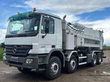 Mercedes-Benz Actros 3241 