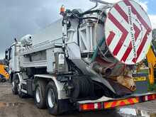 Mercedes-Benz Actros 3241 