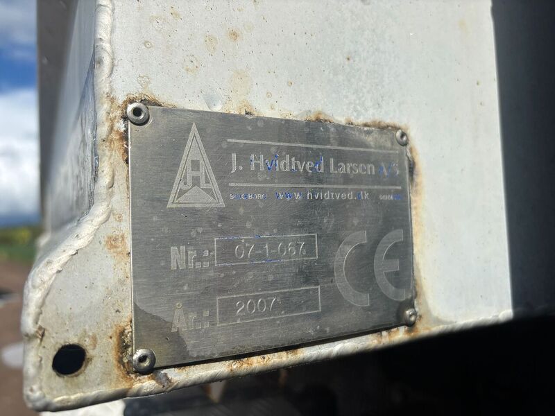 Mercedes-Benz 3241 Jetter & Recyler Tanker