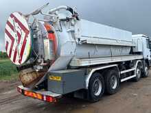 Mercedes-Benz Actros 3241 