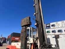 SVEtruck 16CS5H 8 Ton Container Stacker 