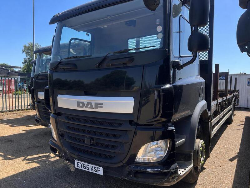 DAF 330 Flatbeds