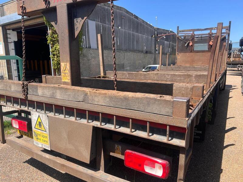 DAF 330 Flatbeds