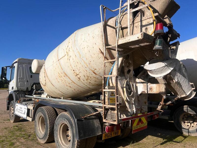 Mercedes-Benz 2632 Concrete Mixer