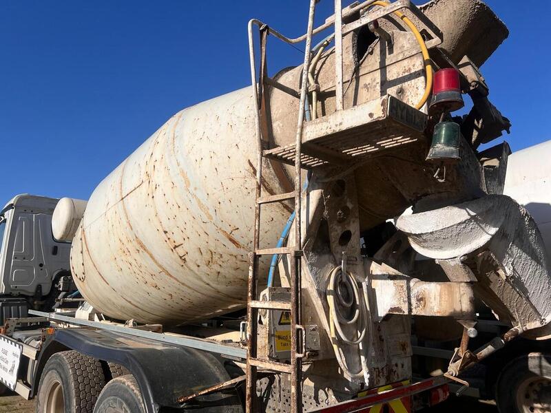 Mercedes-Benz 2632 Concrete Mixer