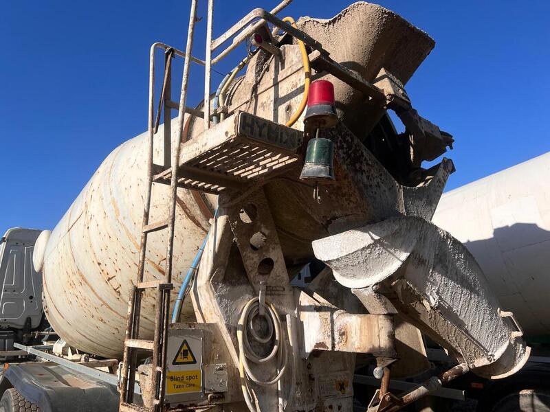 Mercedes-Benz 2632 Concrete Mixer